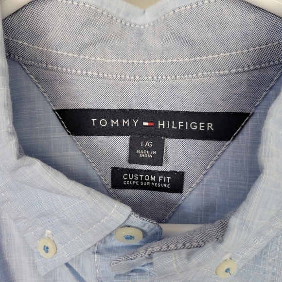 Tommy Hilfiger Men's Large Button Up Shirt Short Sleeve Light Blue Collared Top - Picture 4 of 5
